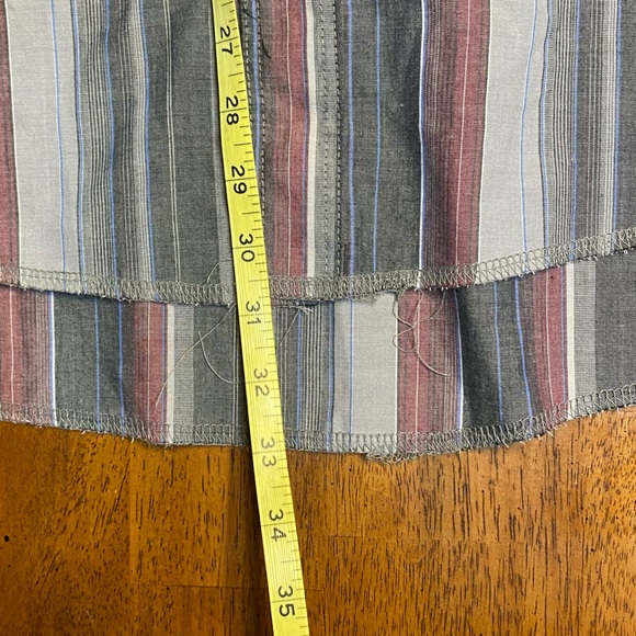 Wrangler button snap single stitch X-long tails.  Size 18. - Picture 10 of 10